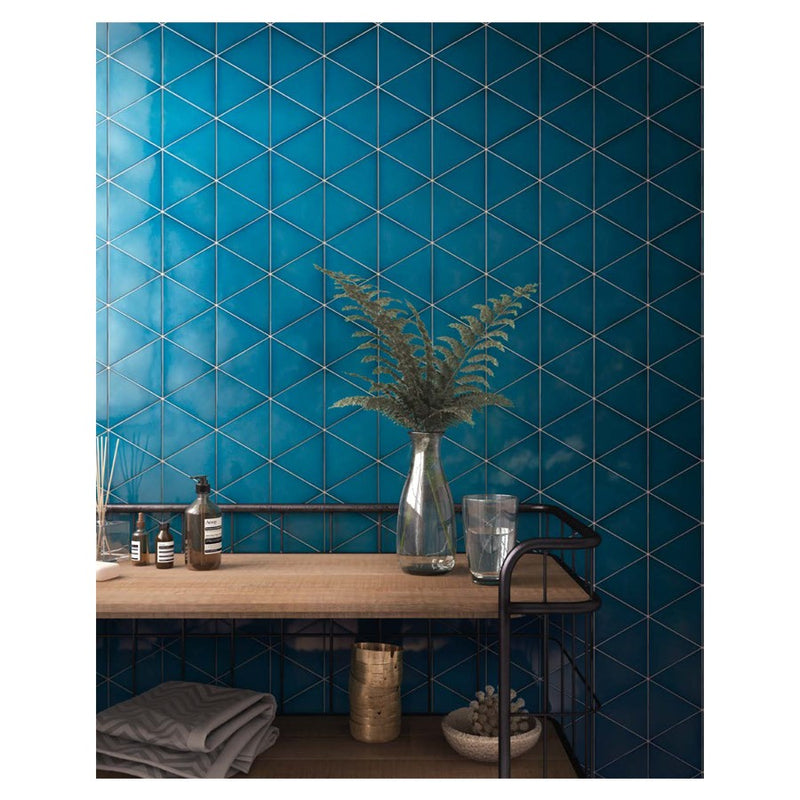 Ape Tiles Scale 10.8cm x 12.4cm Triangolo Electric Blue 30/1