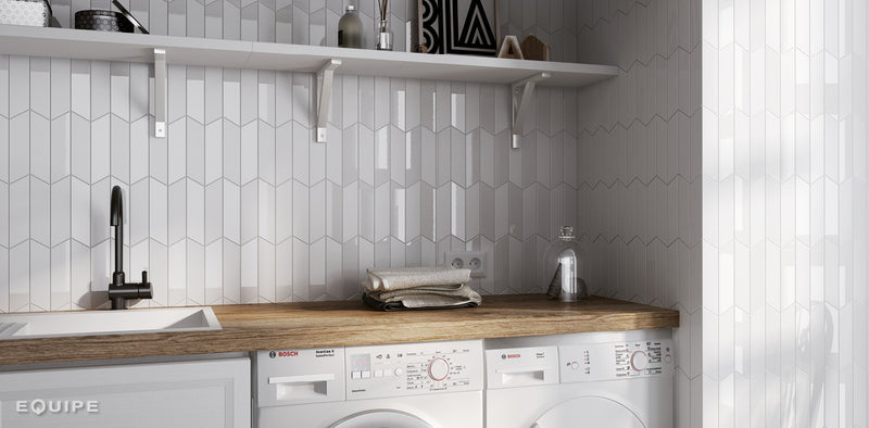 ^Equipe Chevron Series 5.2x18.6cm White Left