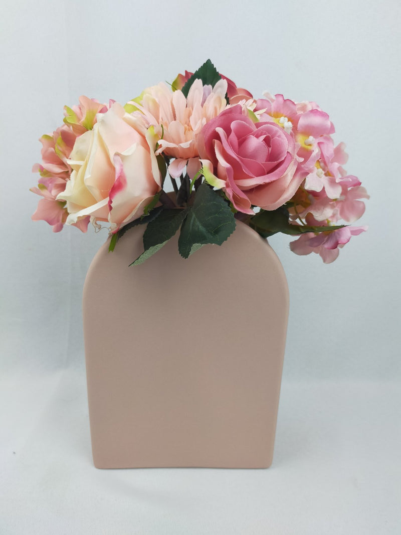 Raine Vase (Pink)