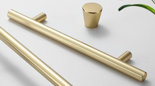 Cyrus Cabinet Handle Knob