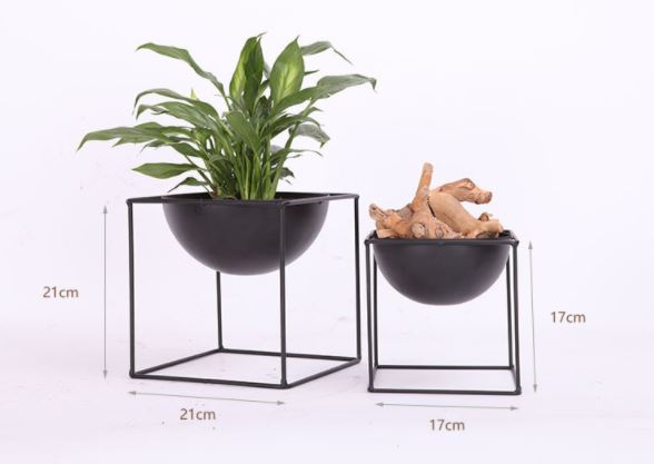 Cubic Metal Planter (Set of 2 - Black)