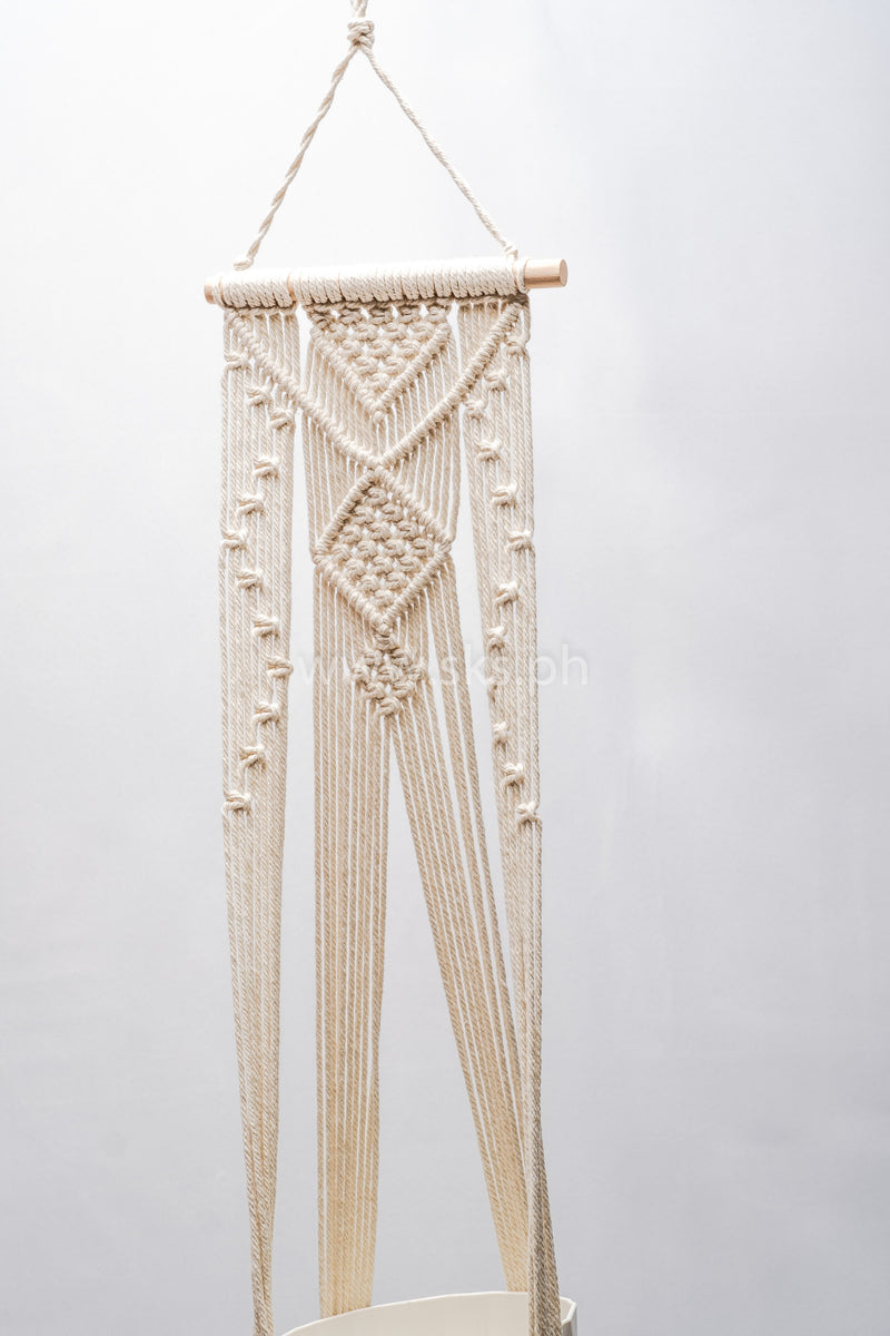 Rowan Macrame Hanging with Pot